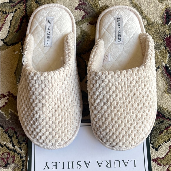 Laura Ashley Textured Plush Cream Memory Foam Slippers - Picture 6 of 11